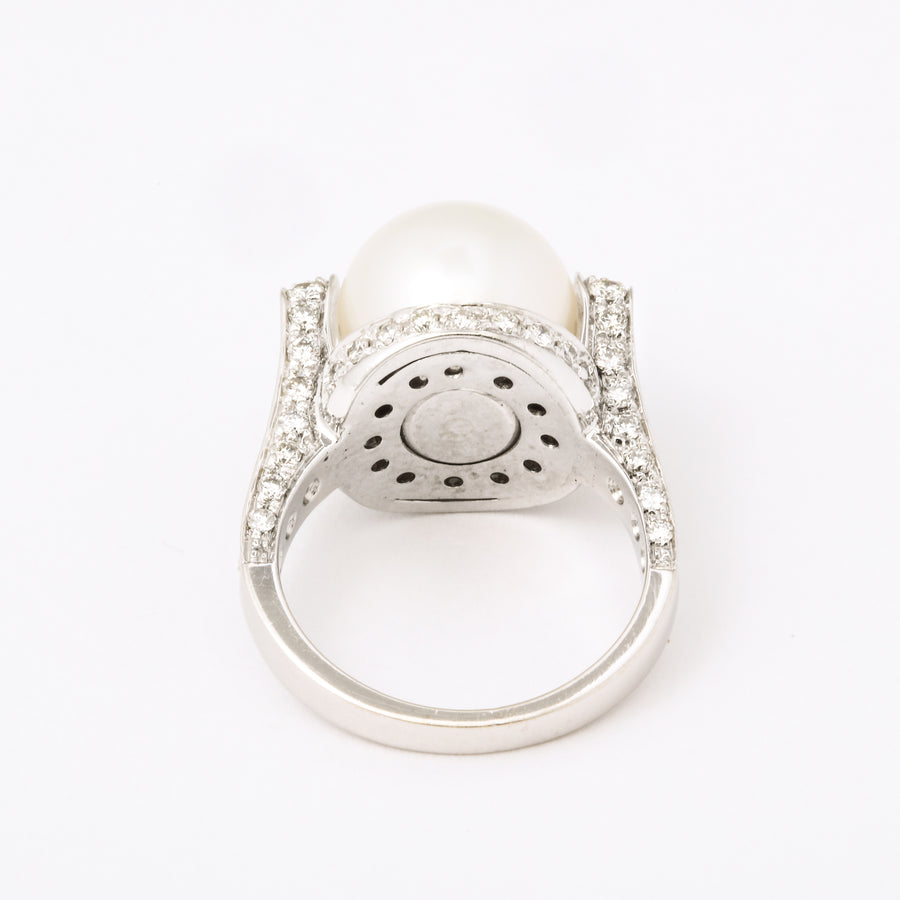 South Sea Solitaire Pearl Ring with Diamonds