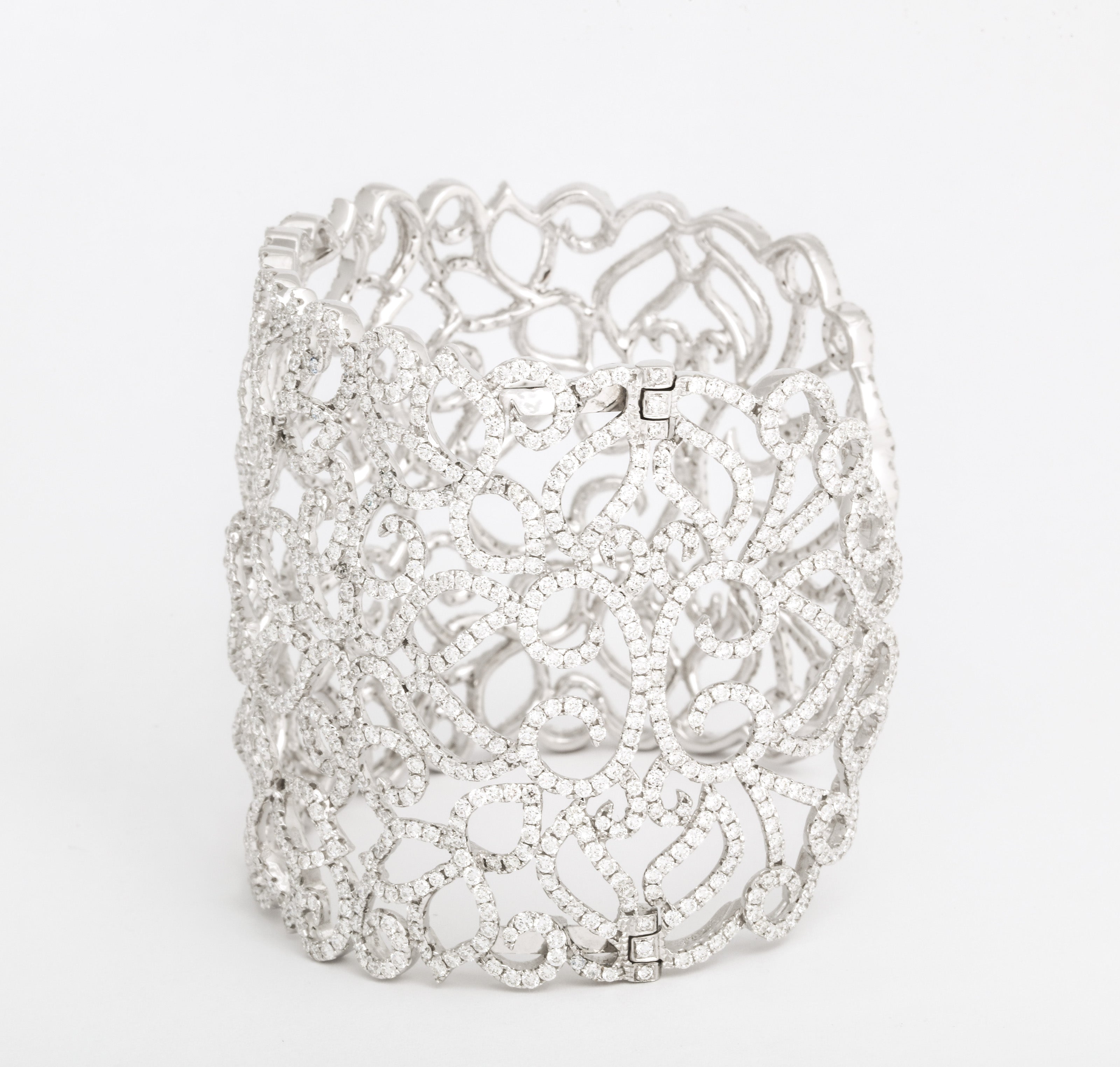 [COLD FRAME]☆ PRECIOUS DROP WHITE BRACELET☆日本未入荷 Ambitious Arrangement - Zi Collection - Paparazzi bracelet